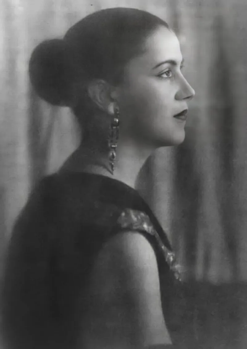 Portrait of Tarsila do Amaral (1925)