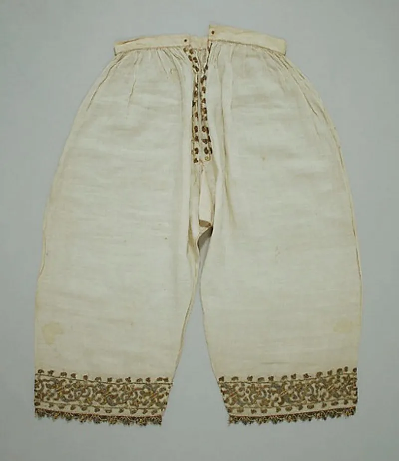 16th-century Italian linen underwear. (Credit: Met Museum)